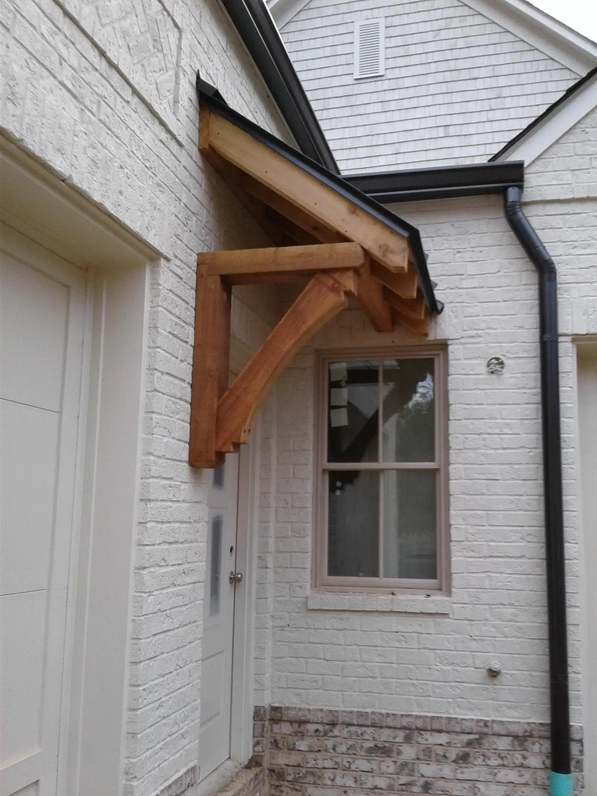 Cedar Bracket