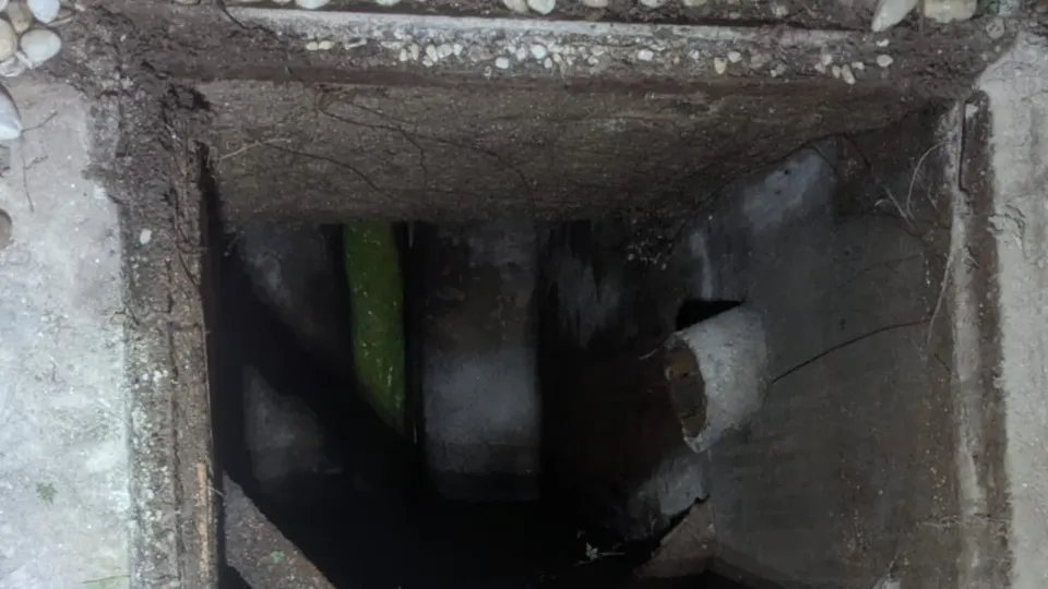 Waste Pipe & Drainage Leak Detection by Leak Patrol