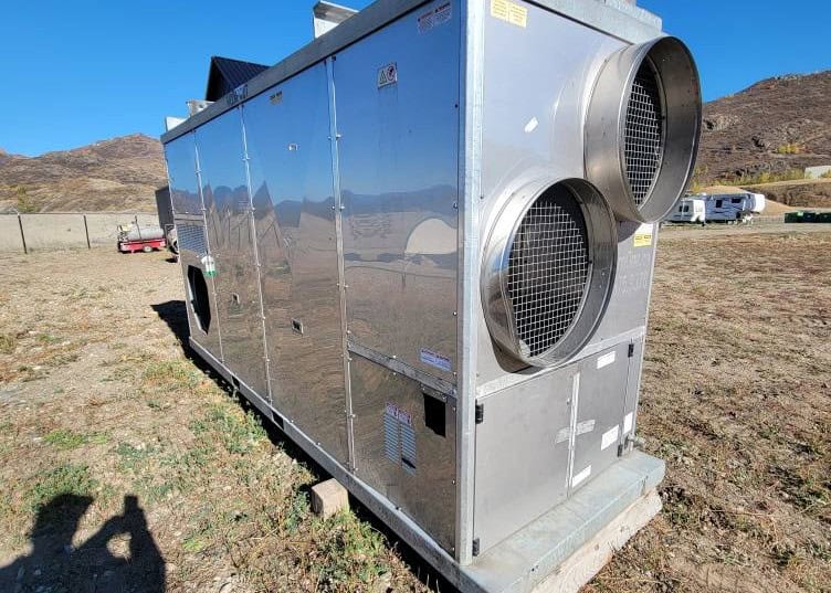 Multiple Frost Fighter 350,000 BTU diesel heaters for sale in inventory