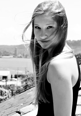 Samantha Alison Thomas Headshot