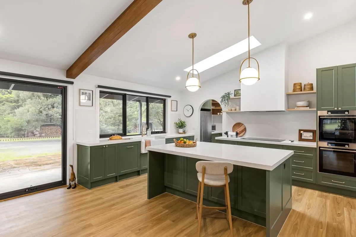 Kitchen fitting, kitchen renovation, kitchen remodelling in Glasgow, Bearsden, and Milngavie 