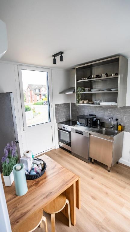 voll ausestattete pantry küche