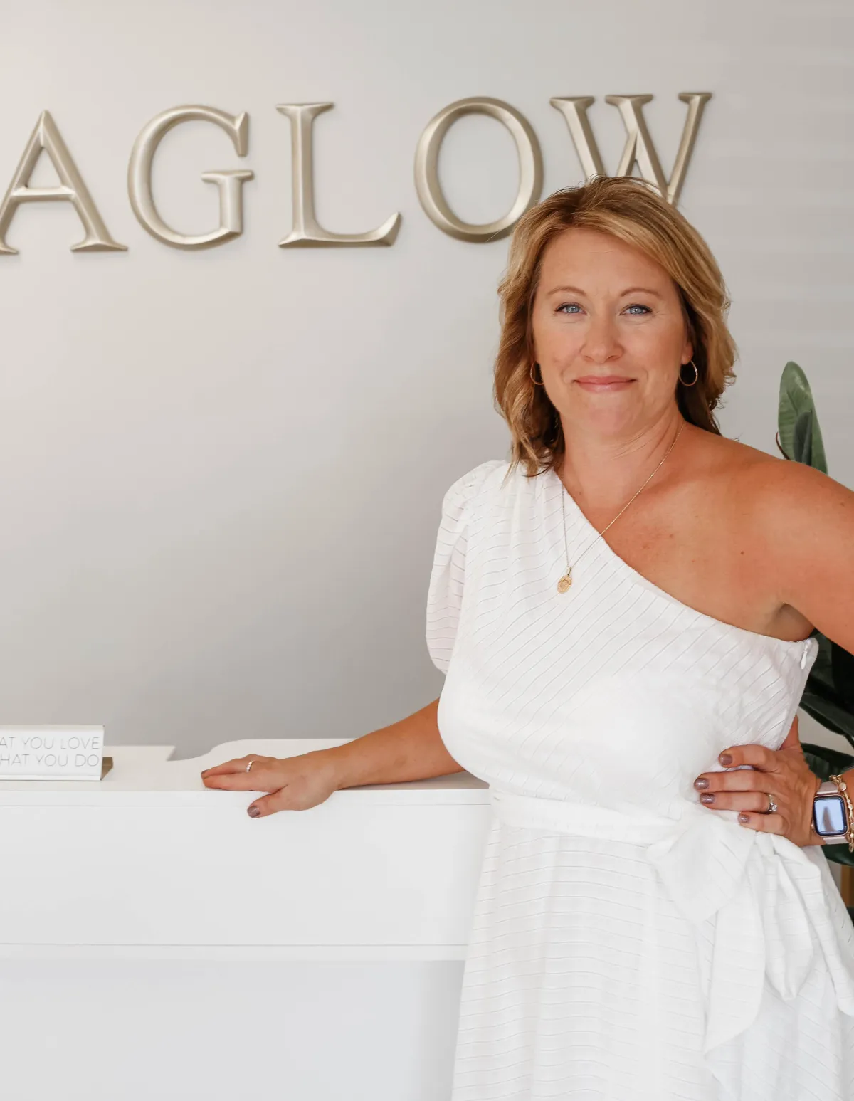 Amy Fagan Airbrush Technician AGLOW North Andover