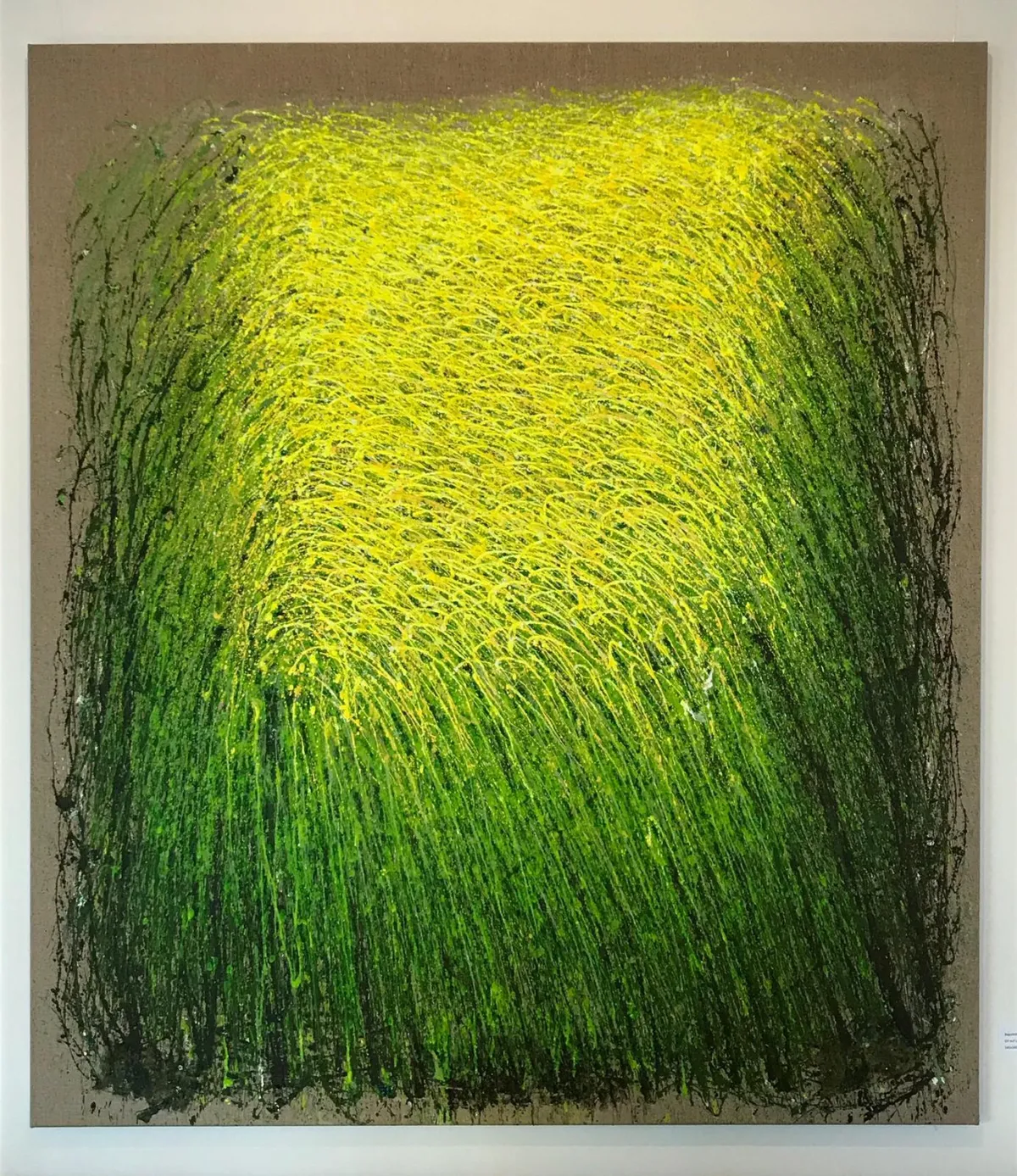 ‘Rapsfeld’ von Sadik Uslu: vibrierende Gelb- und Grüntöne, gestische Striche, Acryl/Öl auf Leinwand – abstrakte Landschaft mit Lichtzentrum.