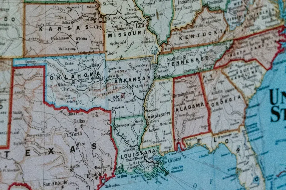 Buying a House in Tennessee While Living in Another State
