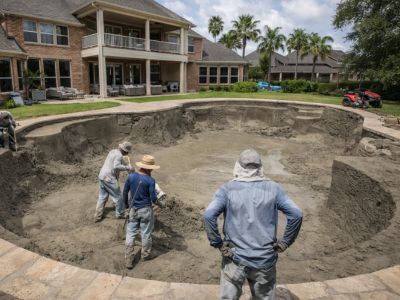 Complete Pool Remodels in Houston