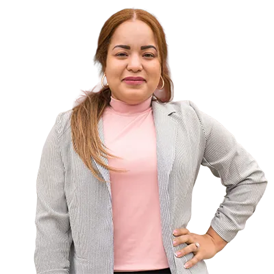 Rosa Parra - Real Estate Agent Signature Realty - Portrait
