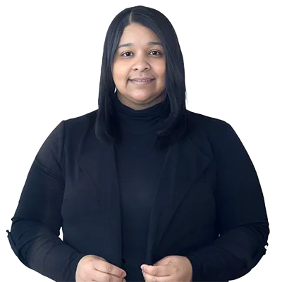 Janitza Cruz - Real Estate Agent Signature Realty - Portrait