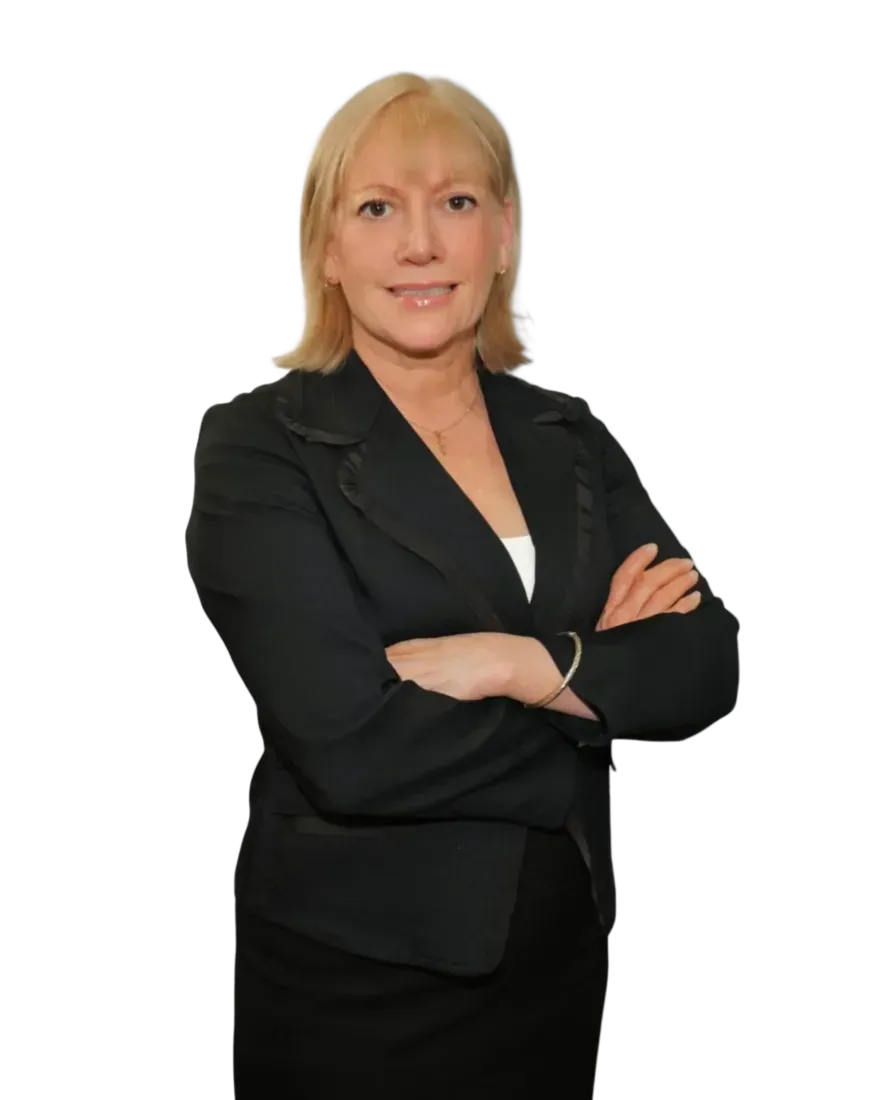 Tamara Pleasent | Headshot - Realtor in CT