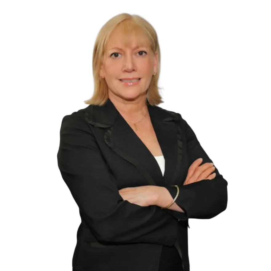 Tamara Pleasent - Real Estate Agent Signature Realty - Portrait