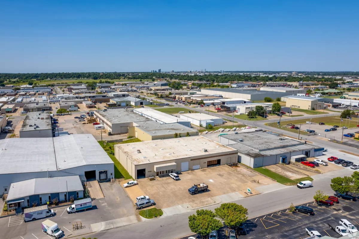 Passive Income Investing in Commercial Real Estate: A Practical Guide