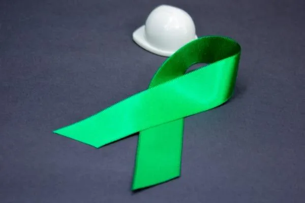 Abril Verde Além do Acidente: Por Que a Cultura de Segurança Ainda Falha nas Empresas