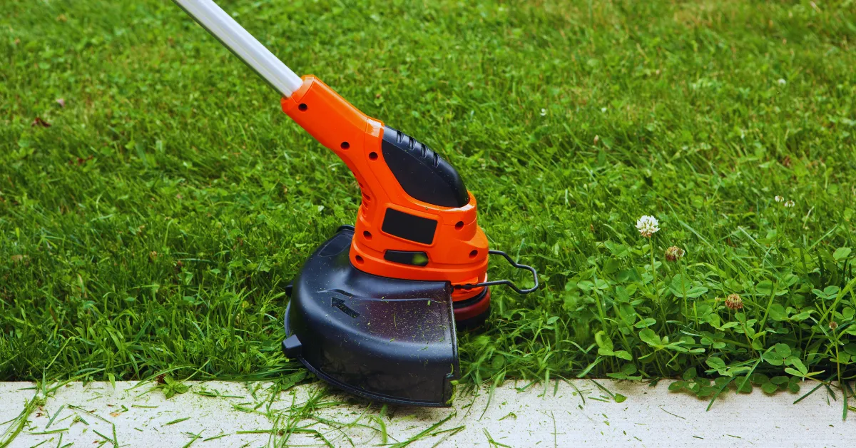 Eco Lawn Utah technician carefully applying weed control to a property in Park City, Utah. 
