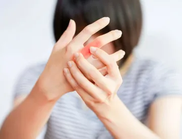 Autoimmune & Chronic Health Conditions in Meera Suchdev, ND