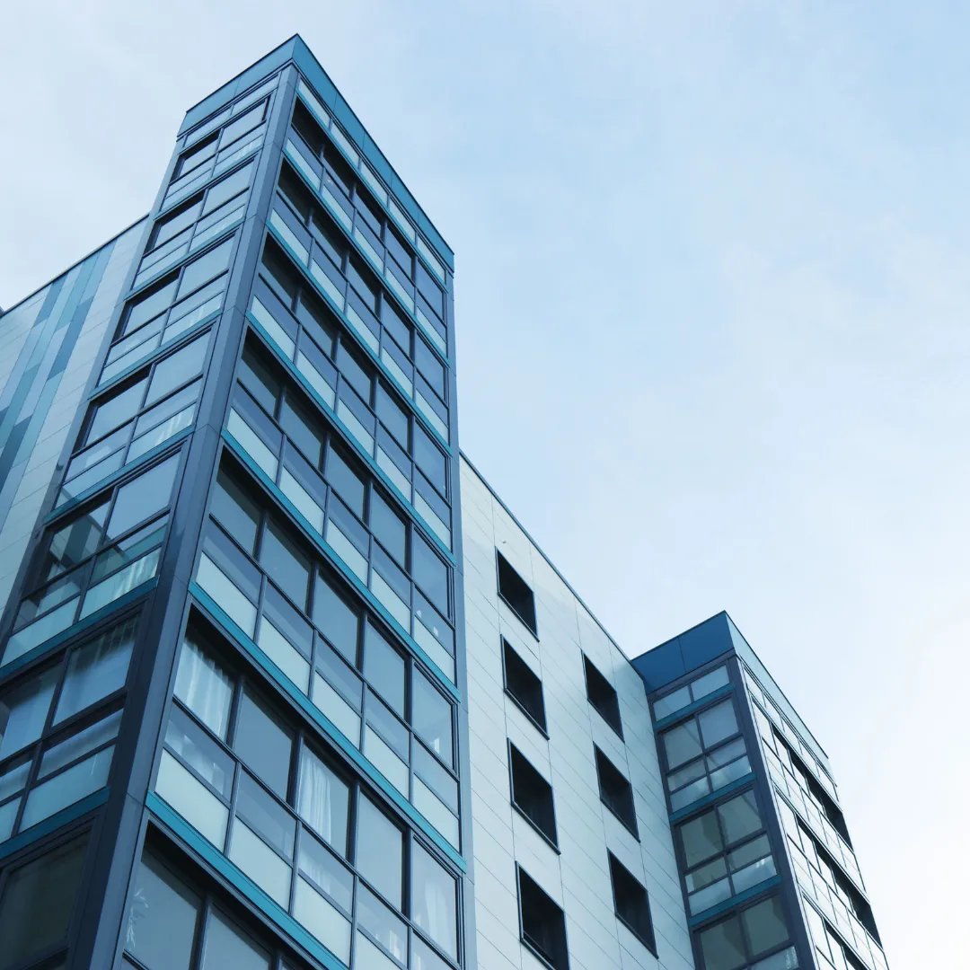 closeup photo of a building