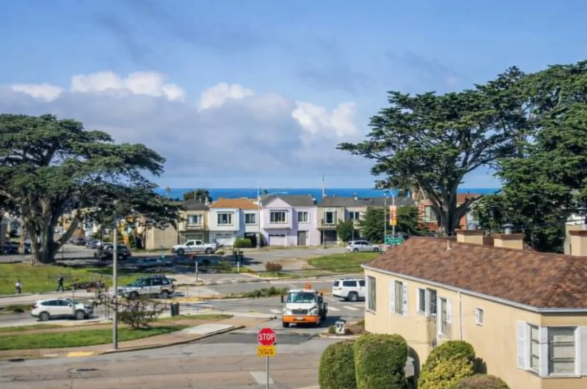 Should I Sell My Home in the San Francisco Sunset District Right Now?