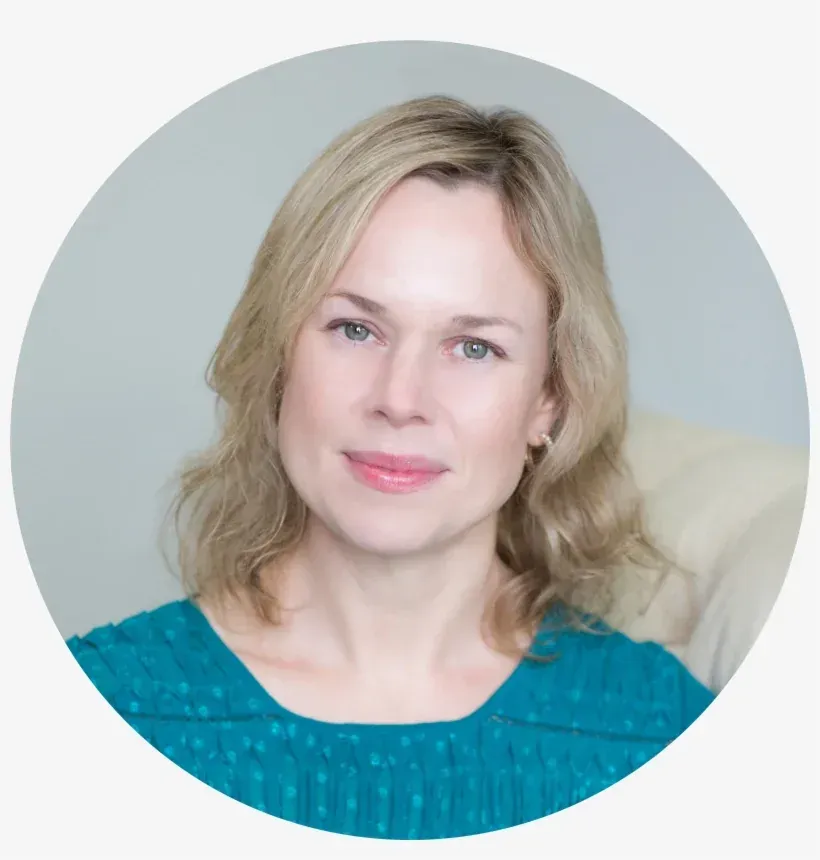 Deborah Hartwig