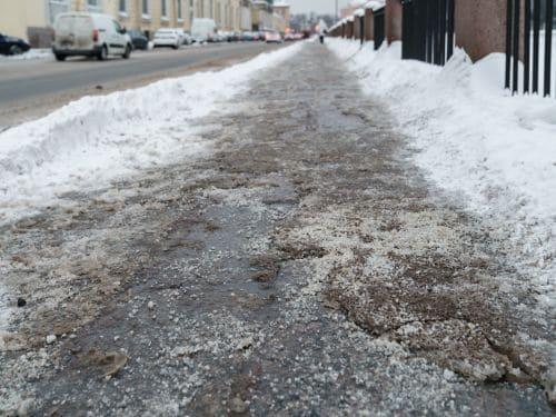 Commercial Ice Management & Salting in Woodbury