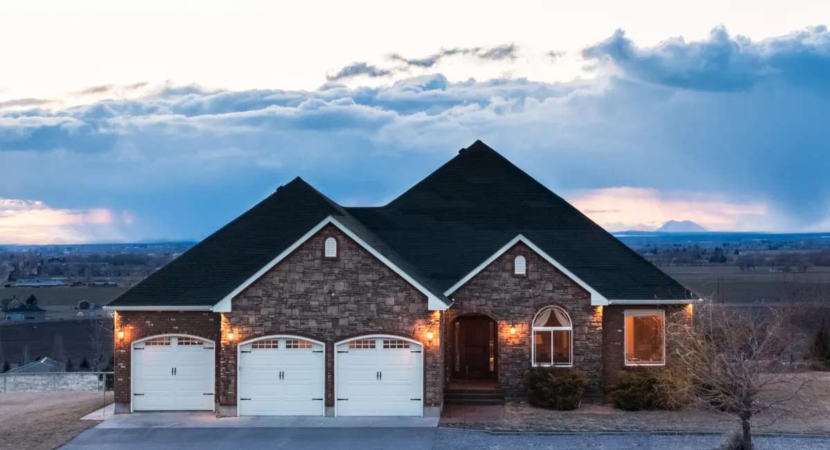 Angela Power Exterior Real Estate Photography, twilight, first impressions