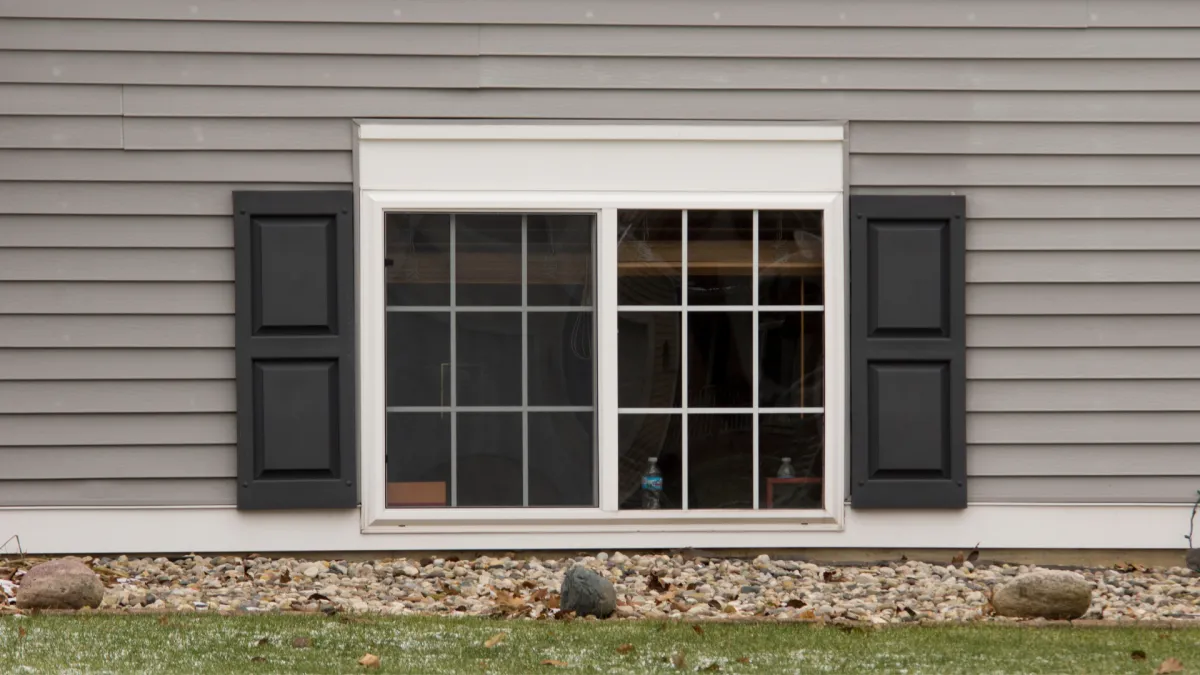 Durable vinyl siding options in Aliquippa PA