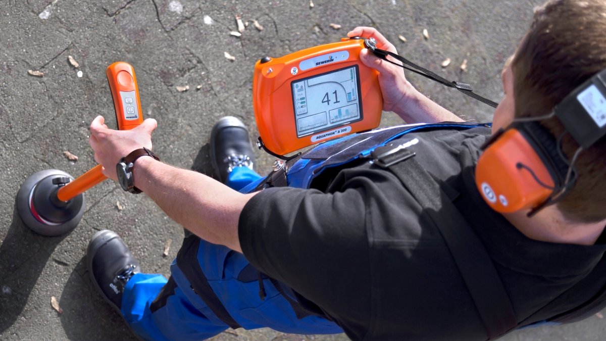 white and black metal pipe