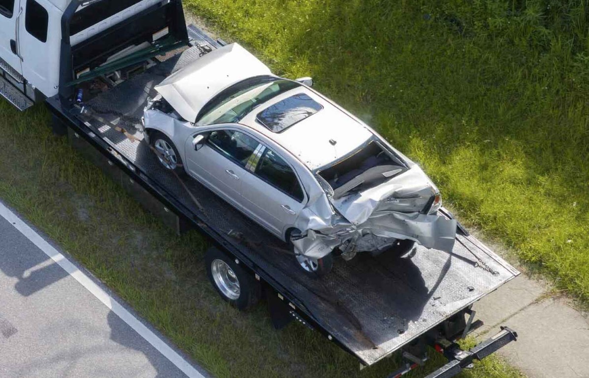 Vehicle Recovery & Removal in Evansville