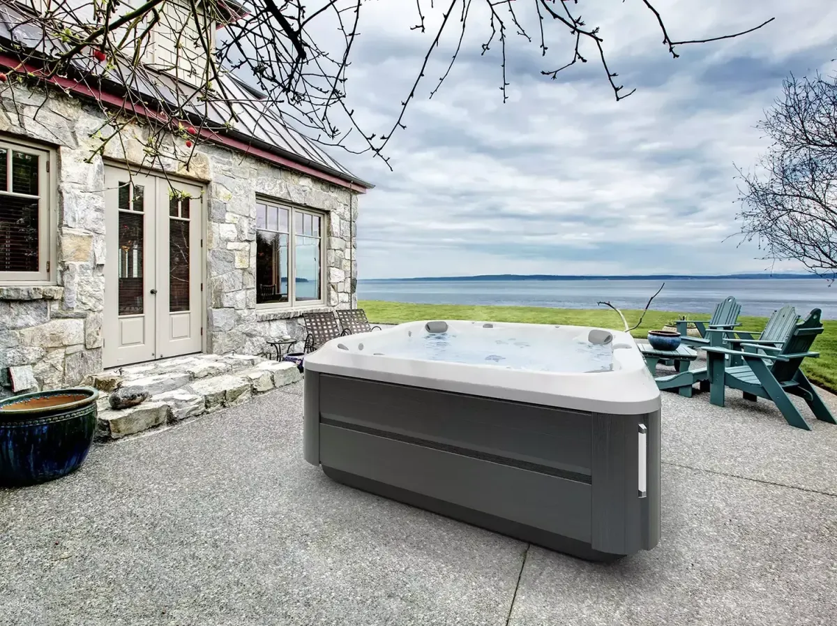 jacuzzi hot tub installation outdoor