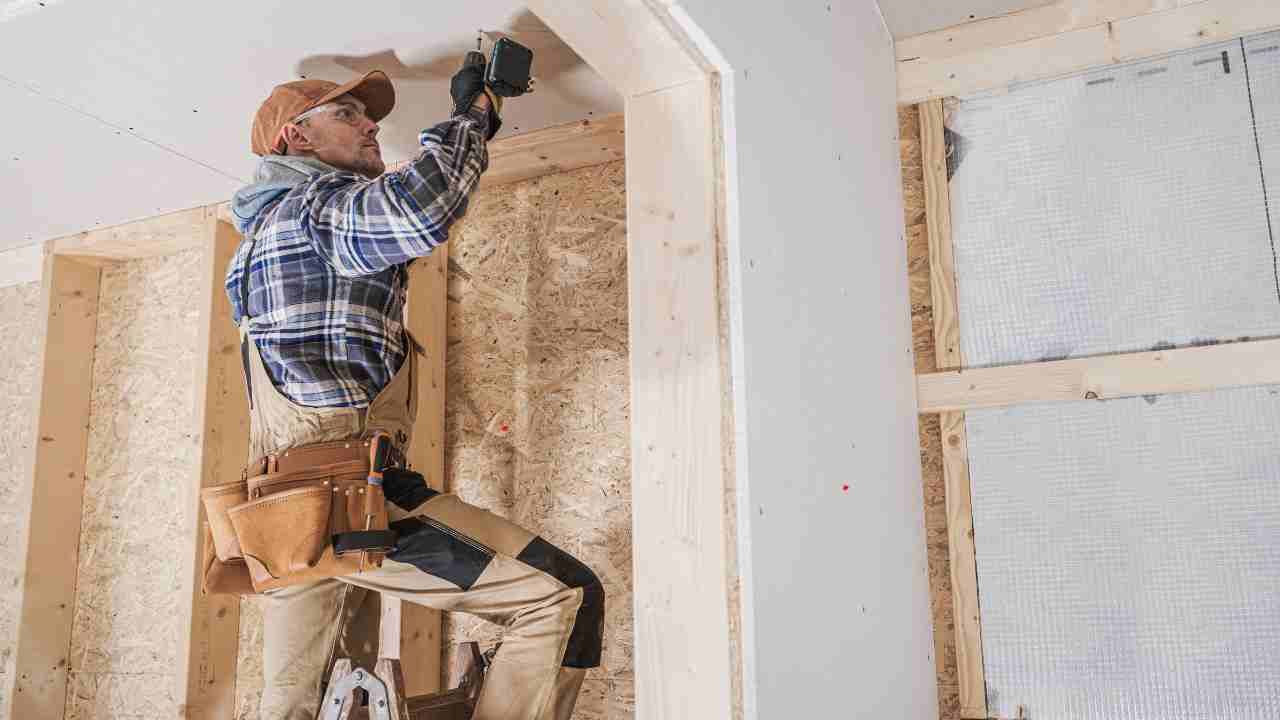 10 Questions to Ask Before Hiring a Remodeling Contractor