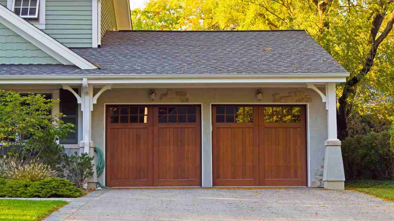How to Choose the Best Materials for Your Garage Construction Project