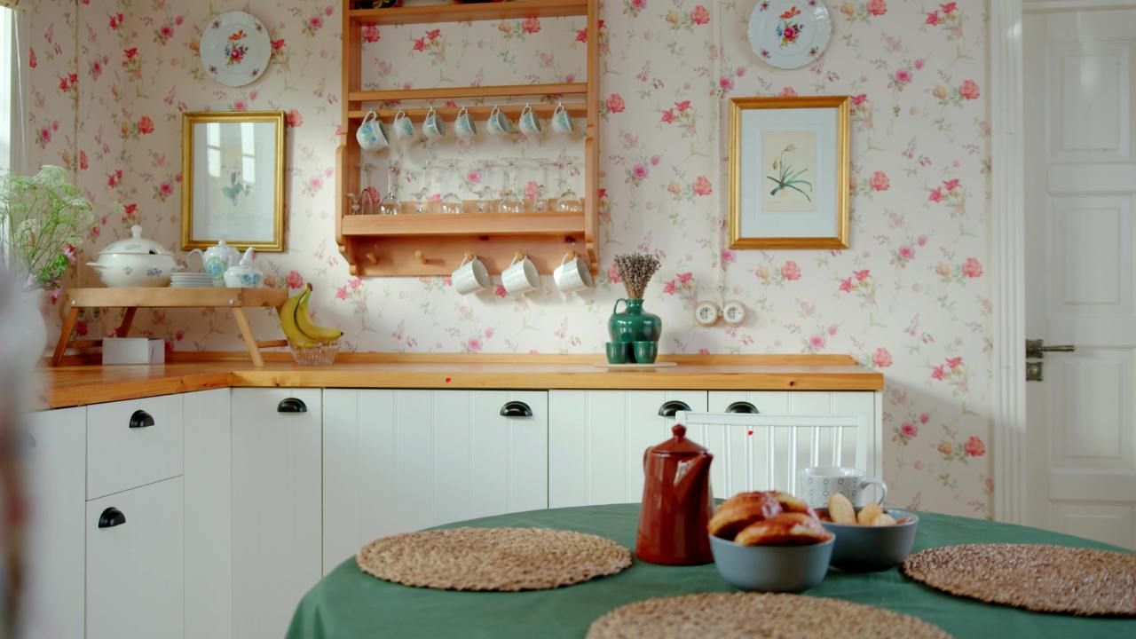 Is Grandmacore the Next Big Trend for Gwinnett Homes?