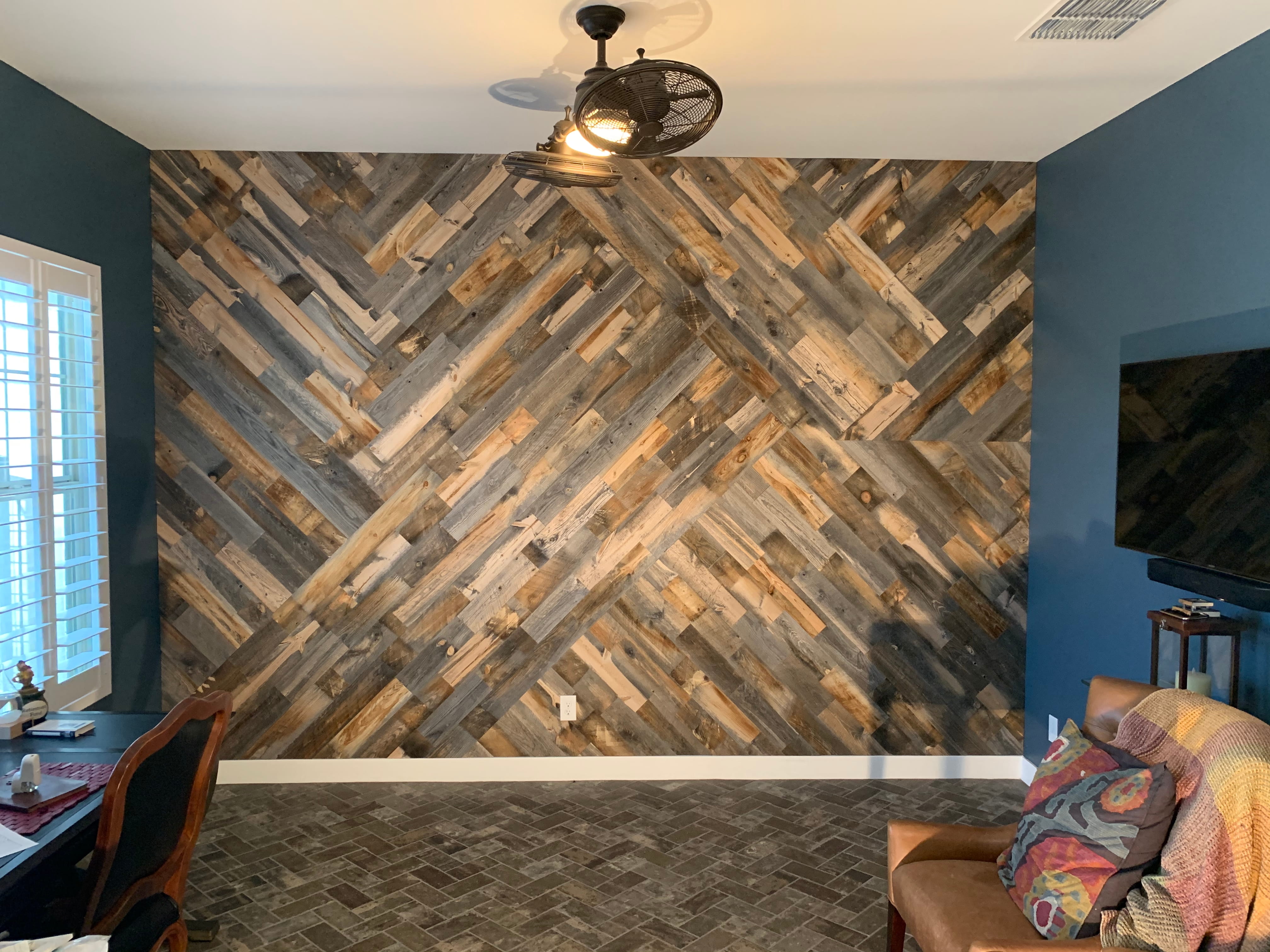  Illustrious Flooring