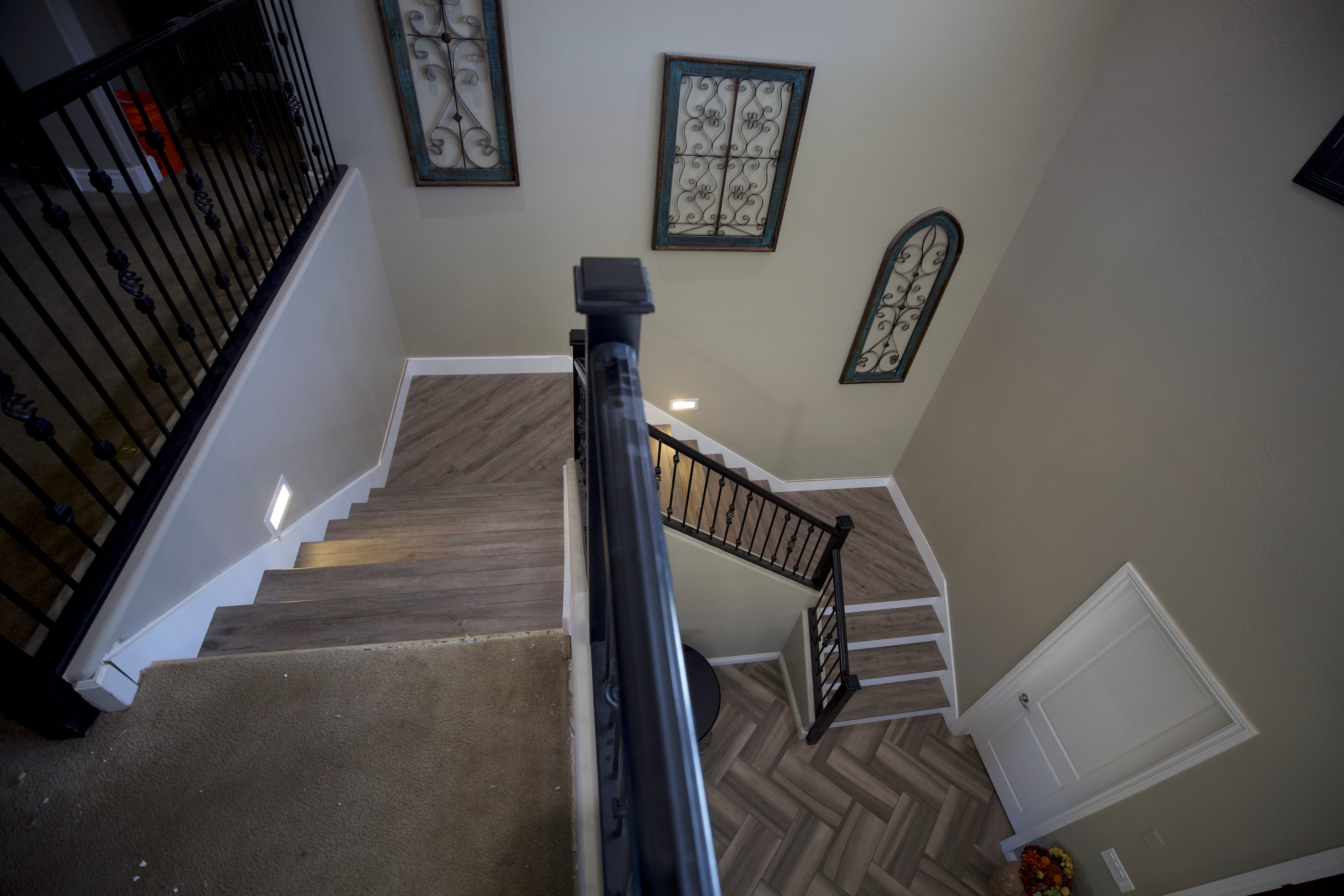  Illustrious Flooring