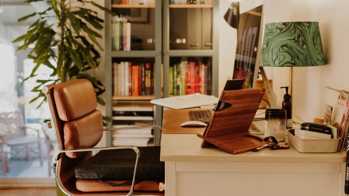 Protecting Yourself as a Buyer or Seller: Avoiding Scams and High-Pressure Tactics