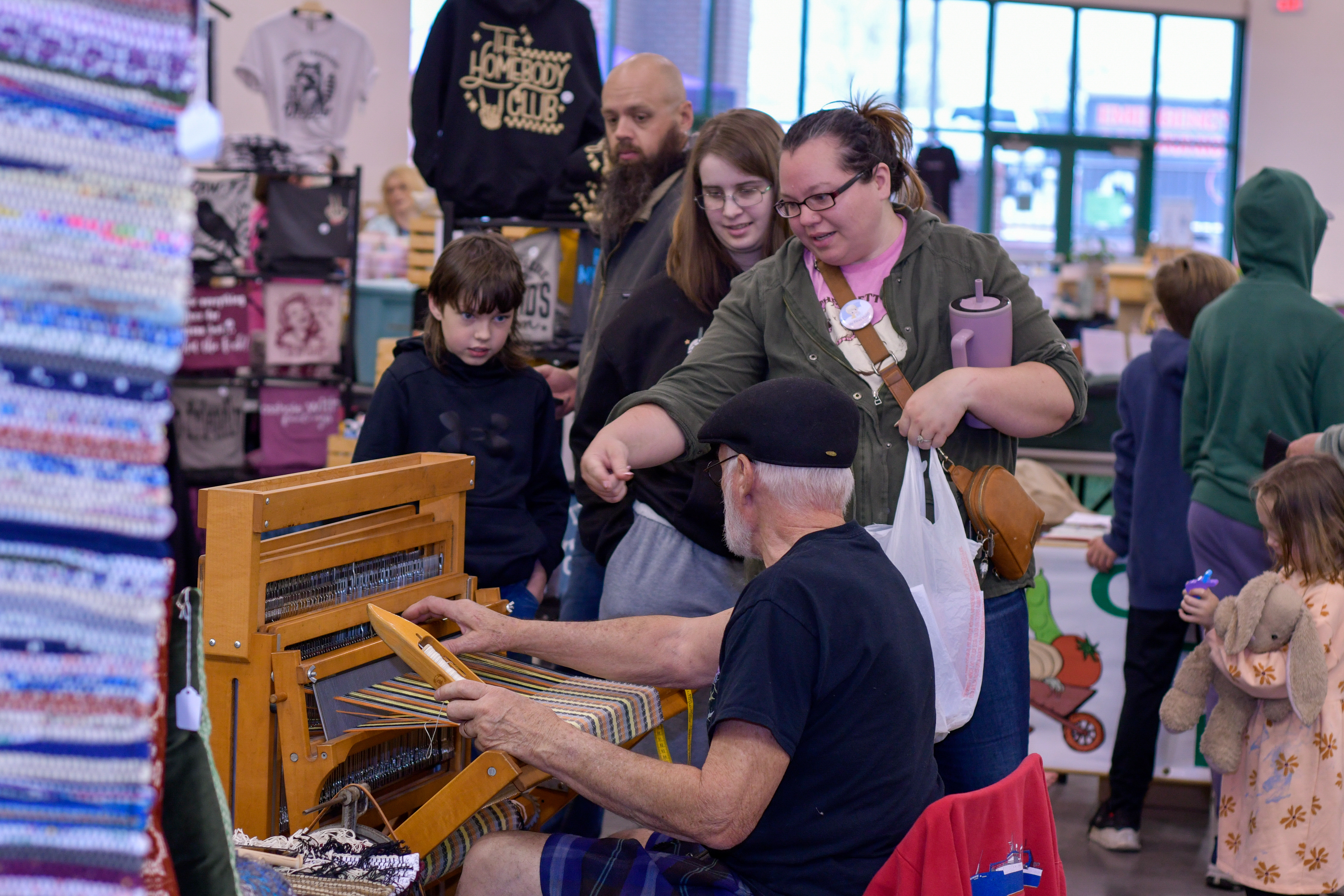 Homesteader teaching traditional skills at Mid-MO Homestead Expo