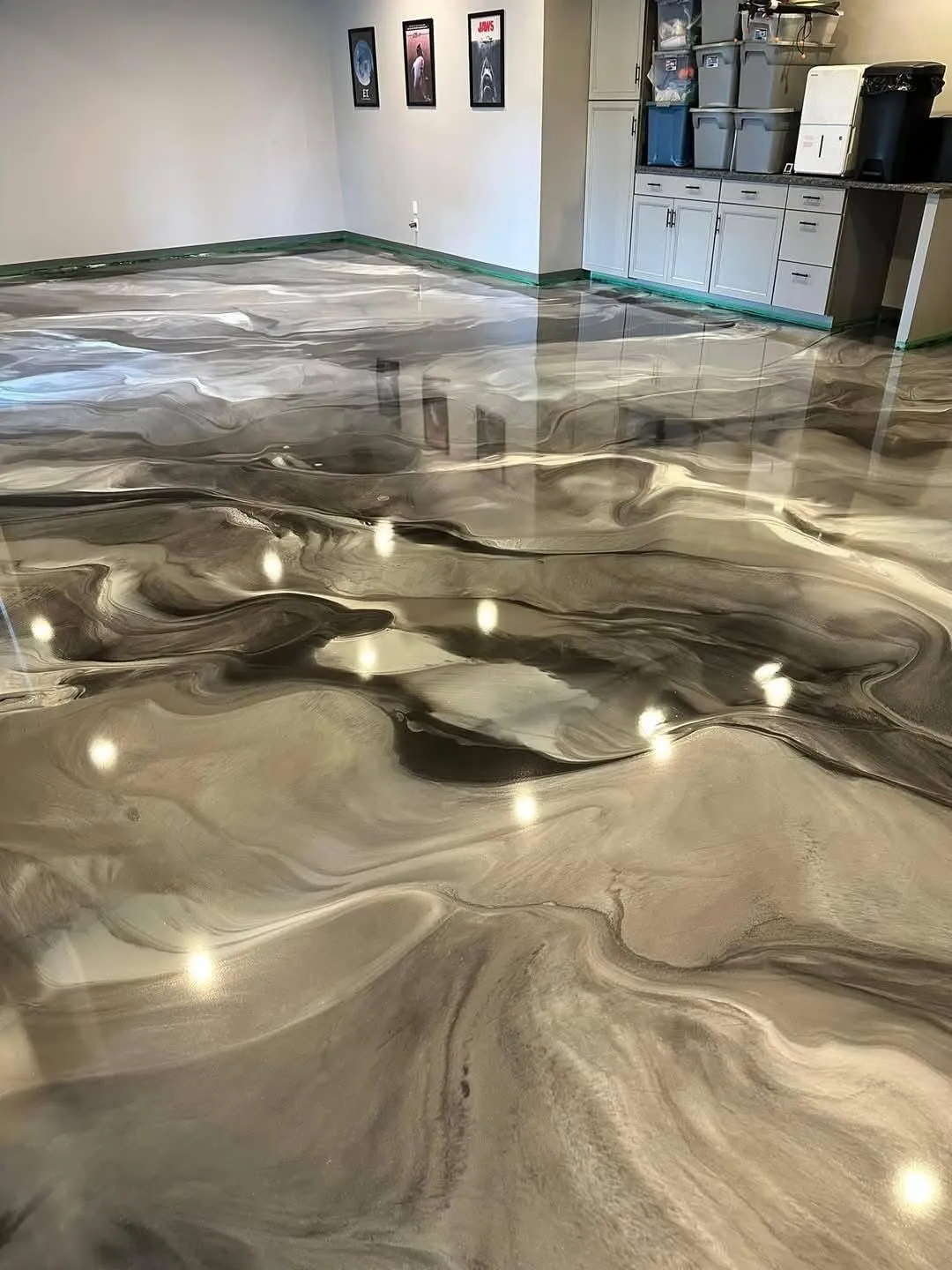 marbly black and white metallic epoxy floor