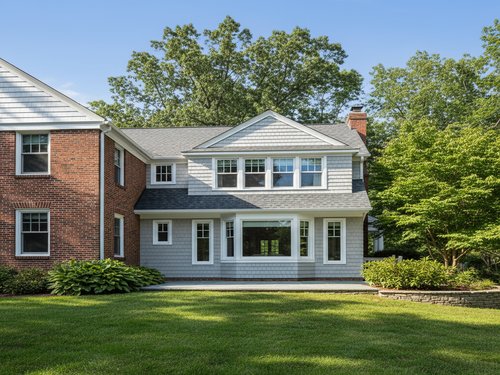 {{ custom_values.service_1 }} in {{custom_values.biz_area_1})