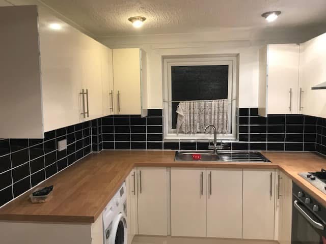 New kitchen installation by a local Milton Keynes plumber.