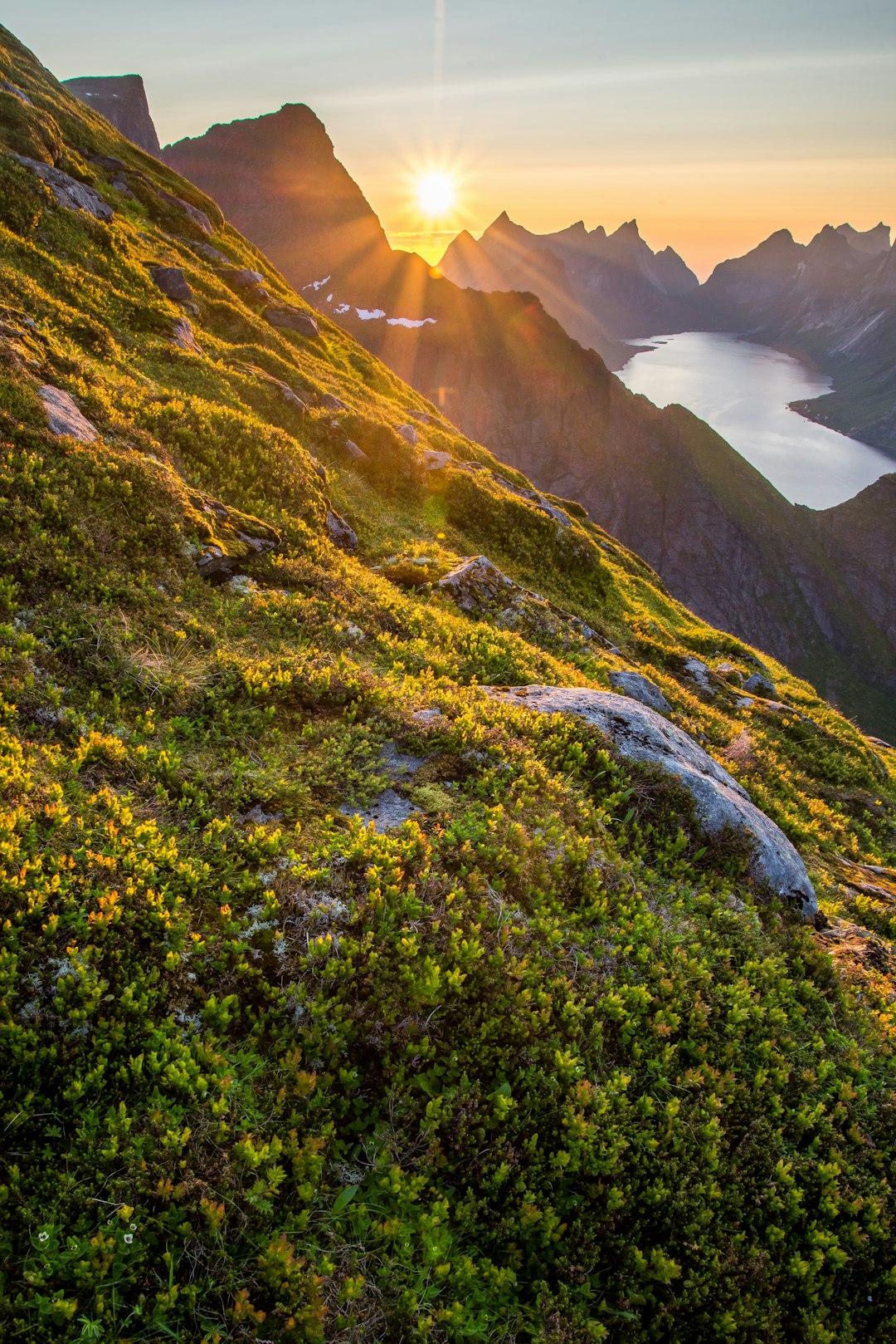 path through the mountains