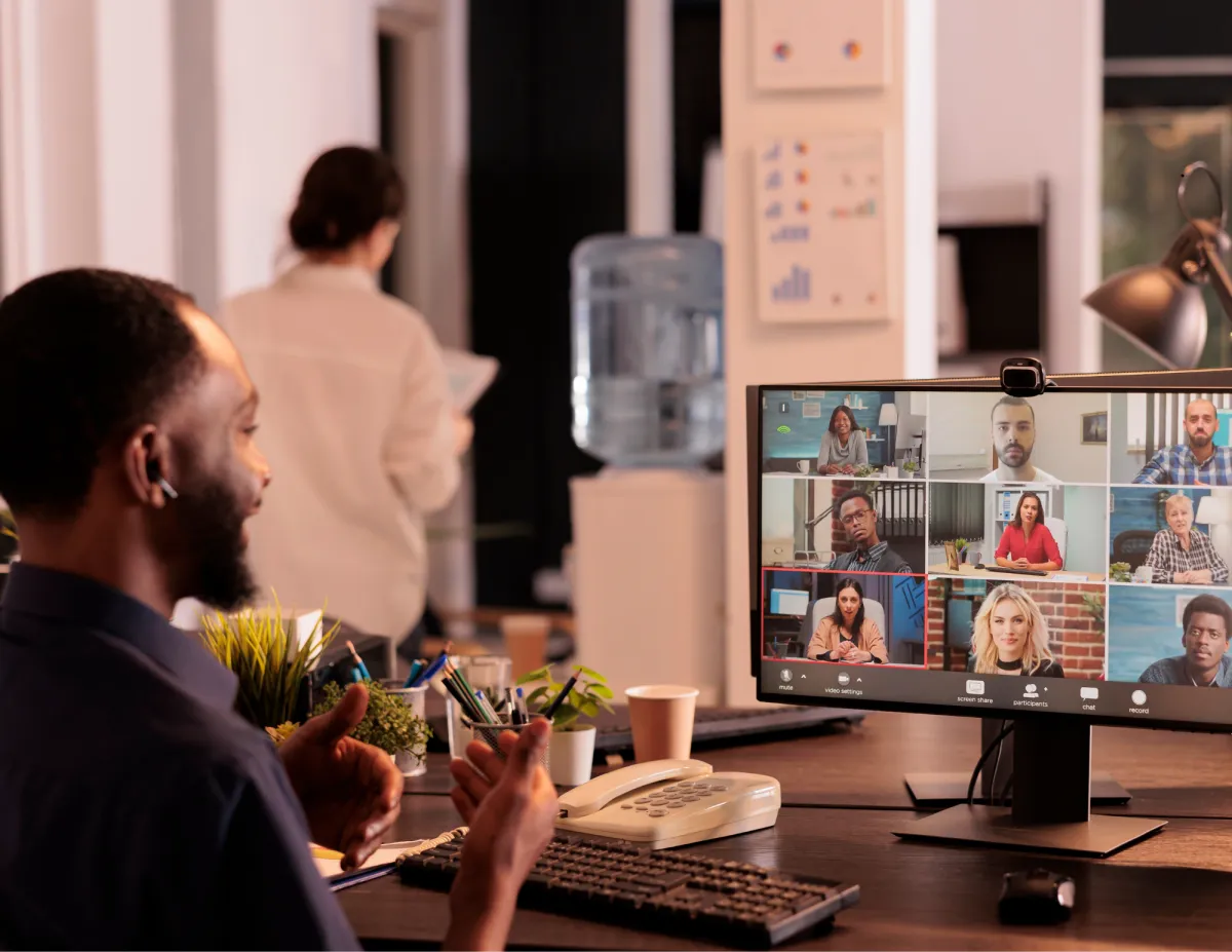 Business owner delegating administrative tasks to a virtual assistant to improve productivity, save time, and focus on business growth.
