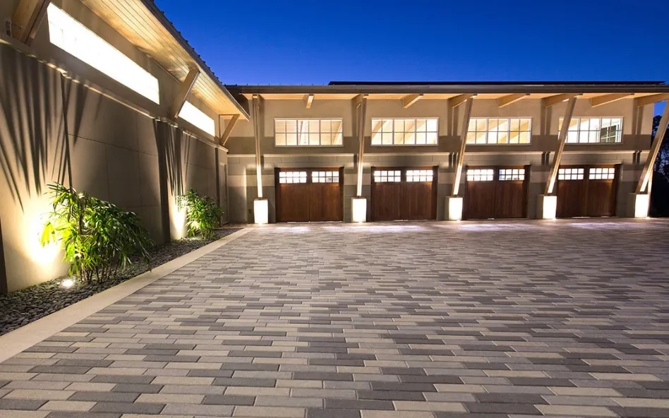 Saint Augustine Concrete Pros builds and installs driveway