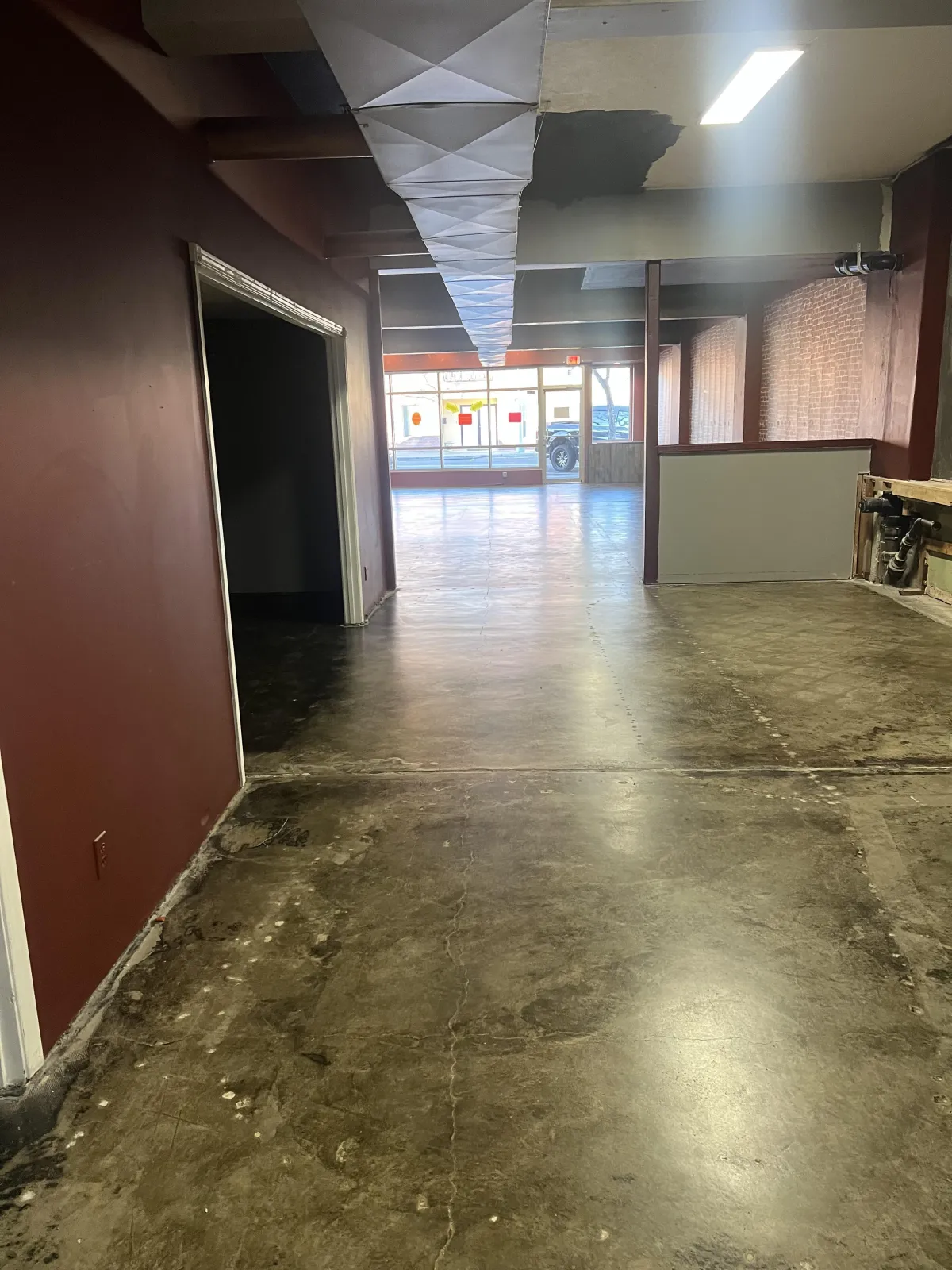 Table with candles and florals under soft lighting at 311 W Kennewick