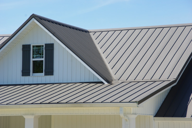 Apex Metal Roofing on a Resdential Home