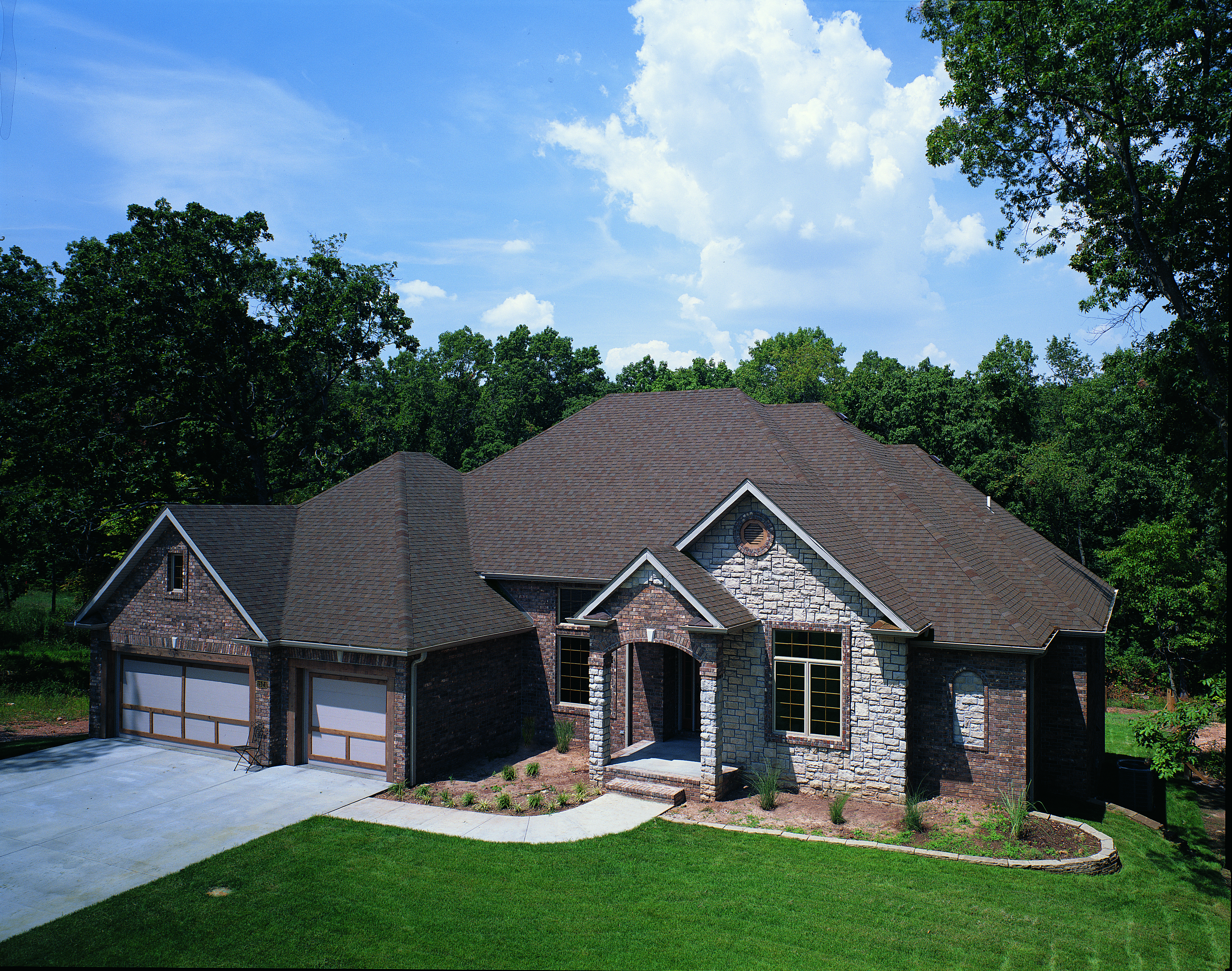 Tamko Stormfighter Flex Shingles on Residential home 