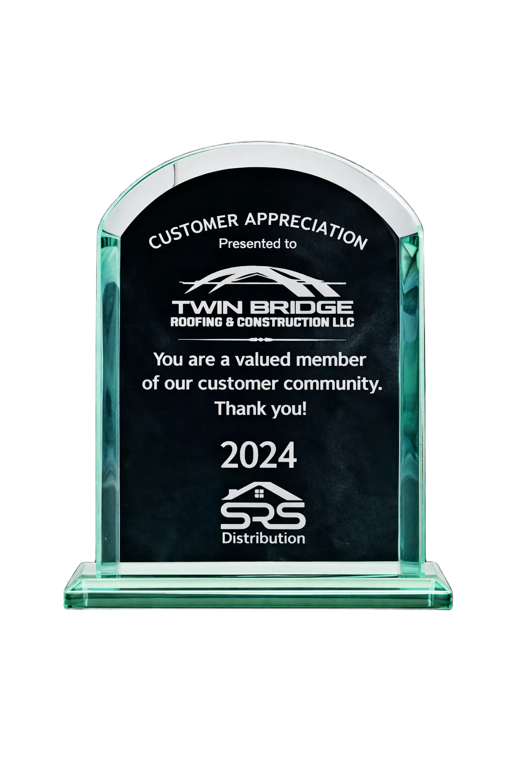 2023 New Member of the Year award presented by QCBR to James Reans of Twin Bridge Roofing & Construction