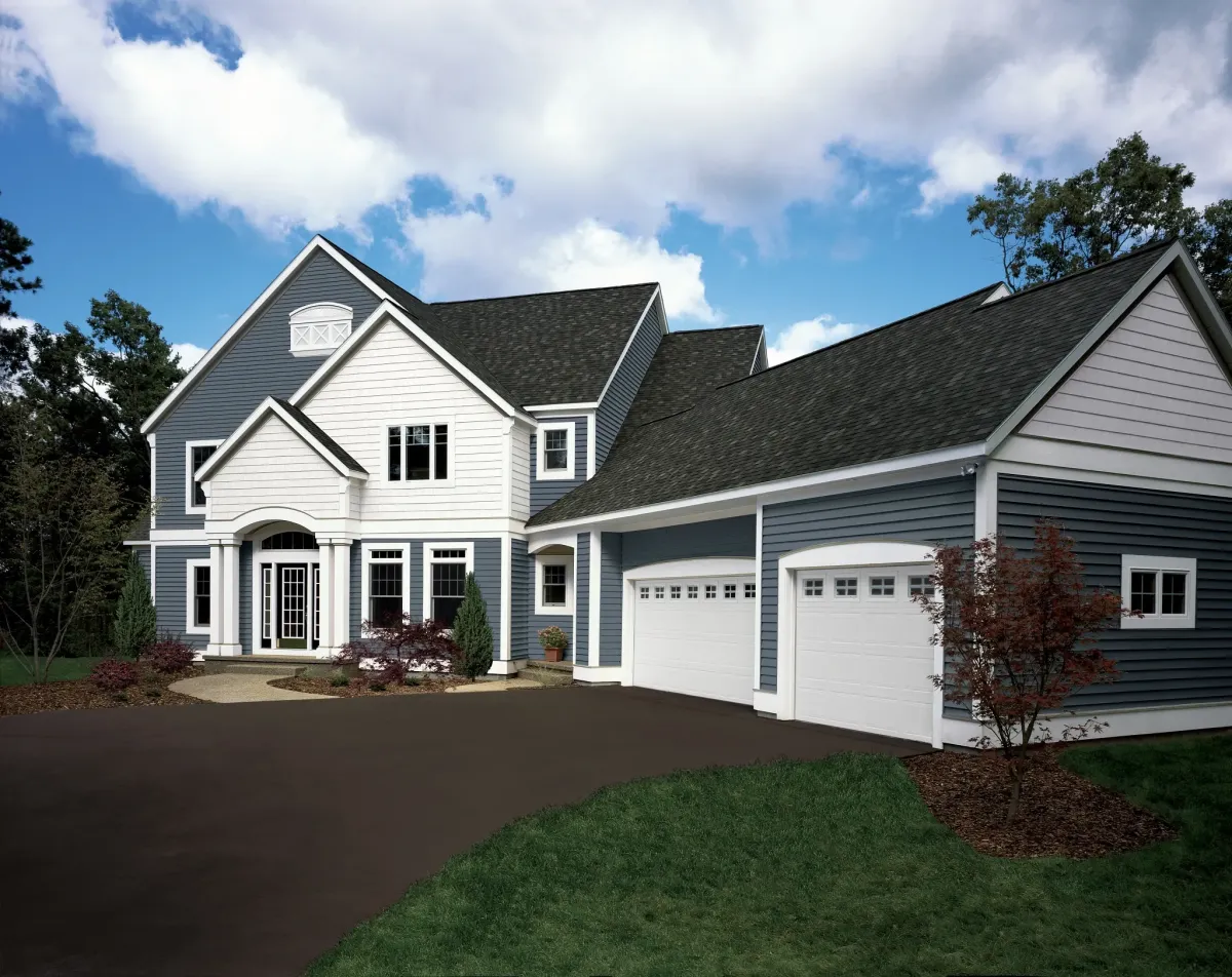 Certainteed Monogram Siding in on a Residential home