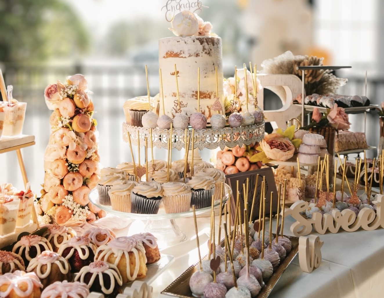 Catering dessert display
