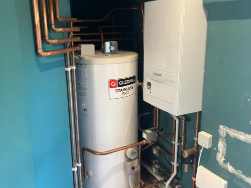 {{ custom_values.service_1 }} in {{custom_values.biz_area_1})