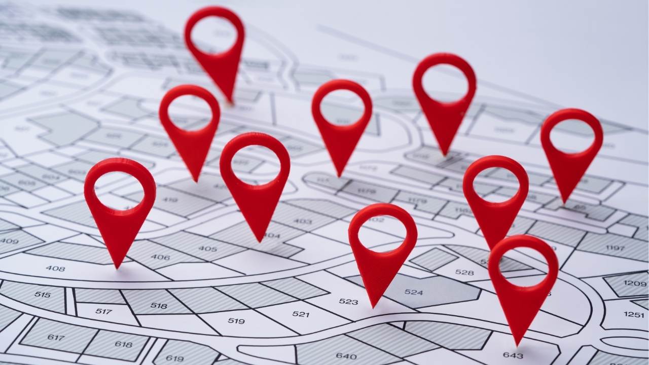 Local SEO for Service Businesses: How to Rank in Maps and Organic Search 