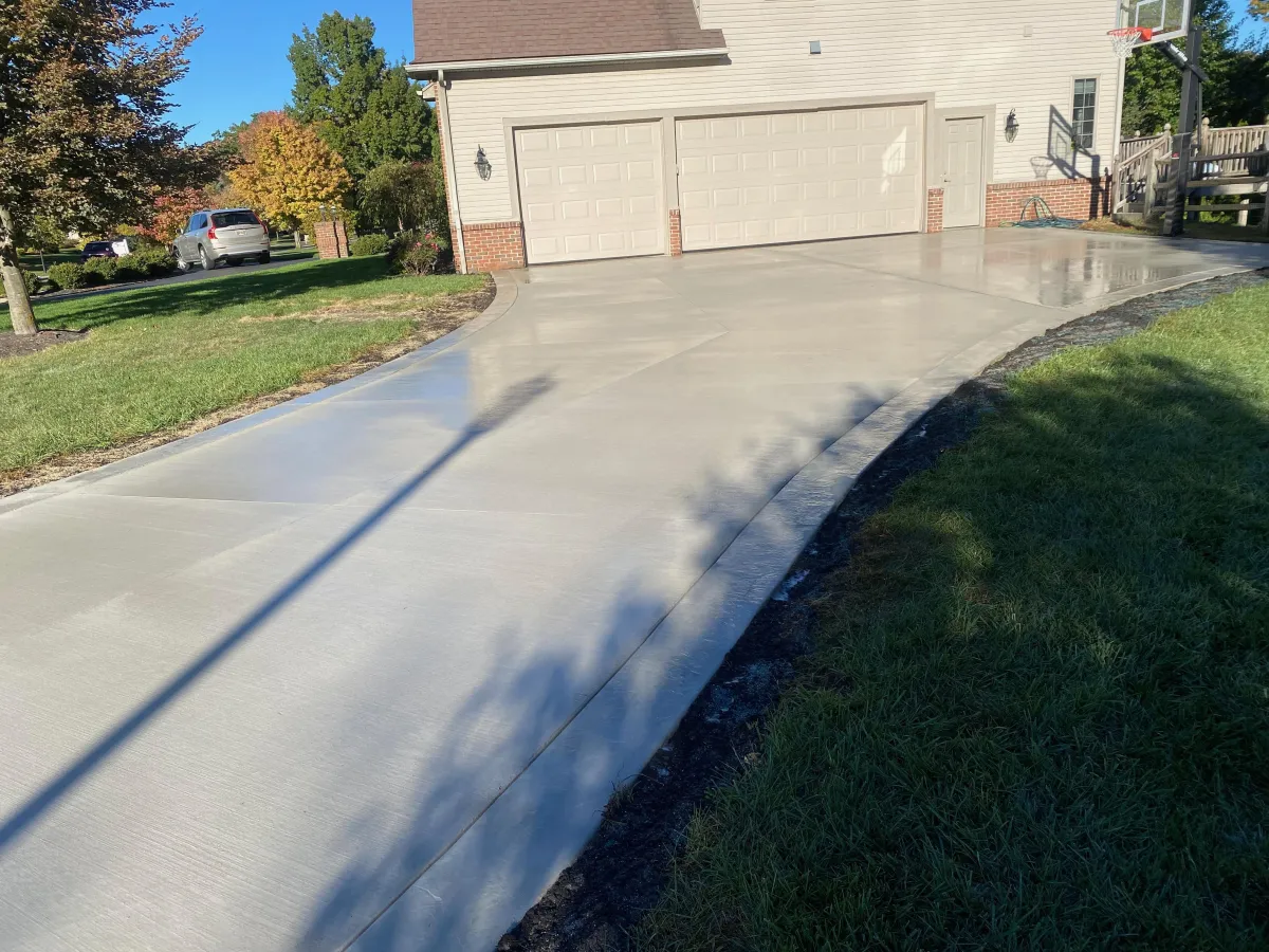 Concrete Garage Floors in Toledo, OH: What Homeowners Should Know Before Installation