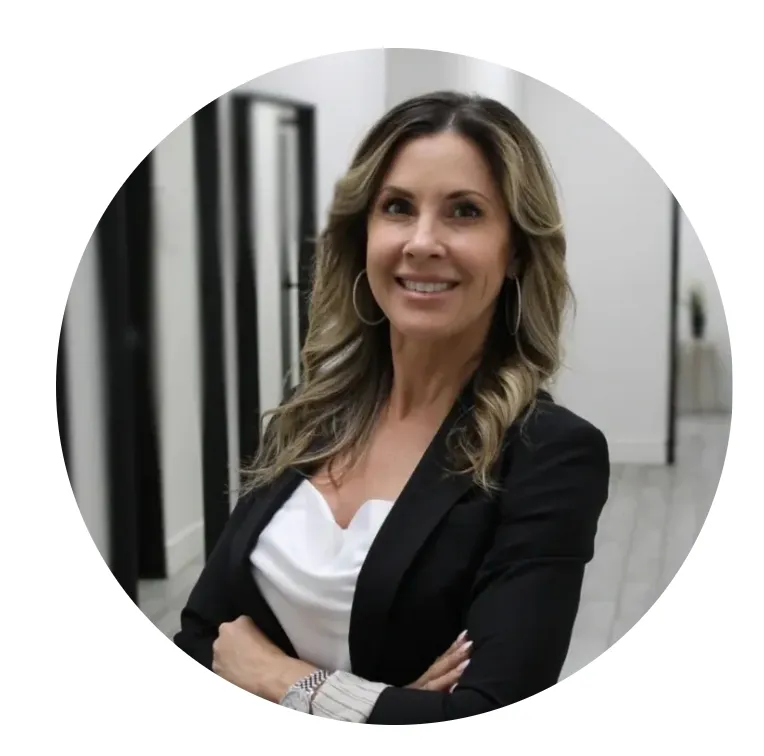 Jen wells-Kepke friendly headshot